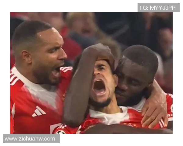 欧冠赛后爆笑金句引爆全场 球员幽默回应让记者捧腹大笑